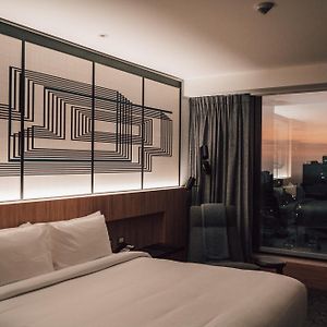 Premium Deluxe King Room